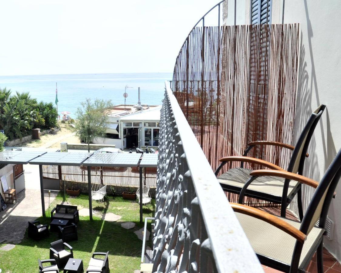 Hotel Kalima Калдес д'Естрак Екстериор снимка