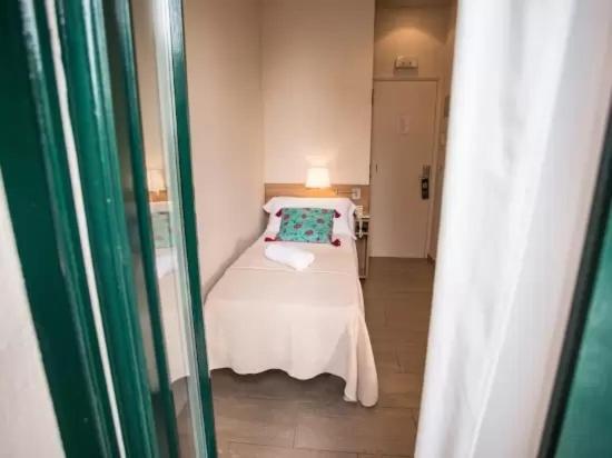 Hotel Kalima Калдес д'Естрак Екстериор снимка